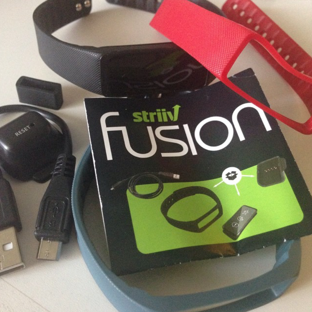 Striiv Fusion Package Contents